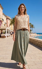 Tops sans manche en crochet à motifs