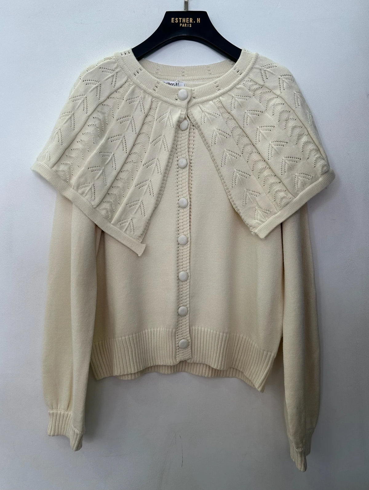 Gilet Avec Cape sur les Epaules