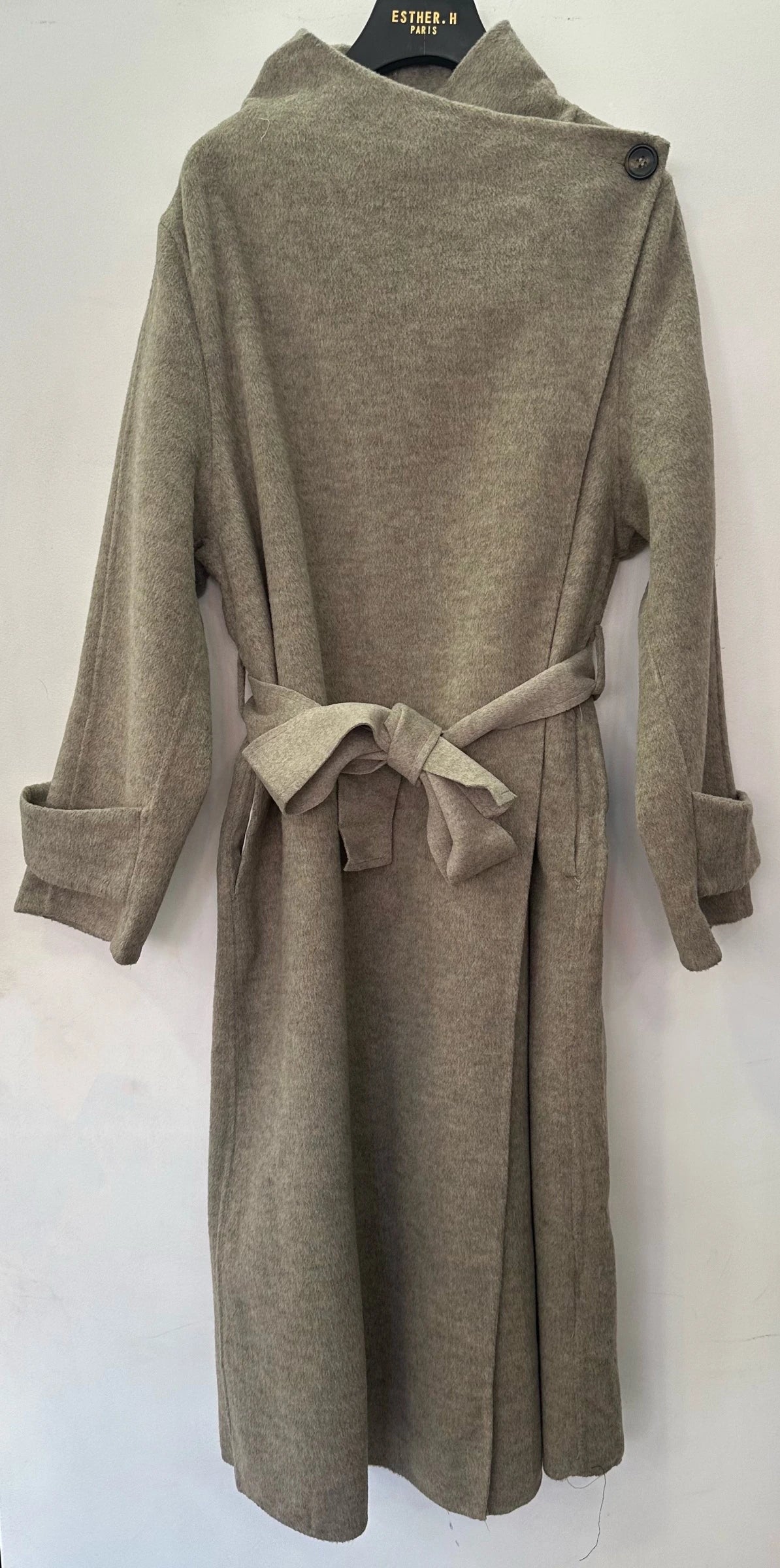 Manteau à Grand Col