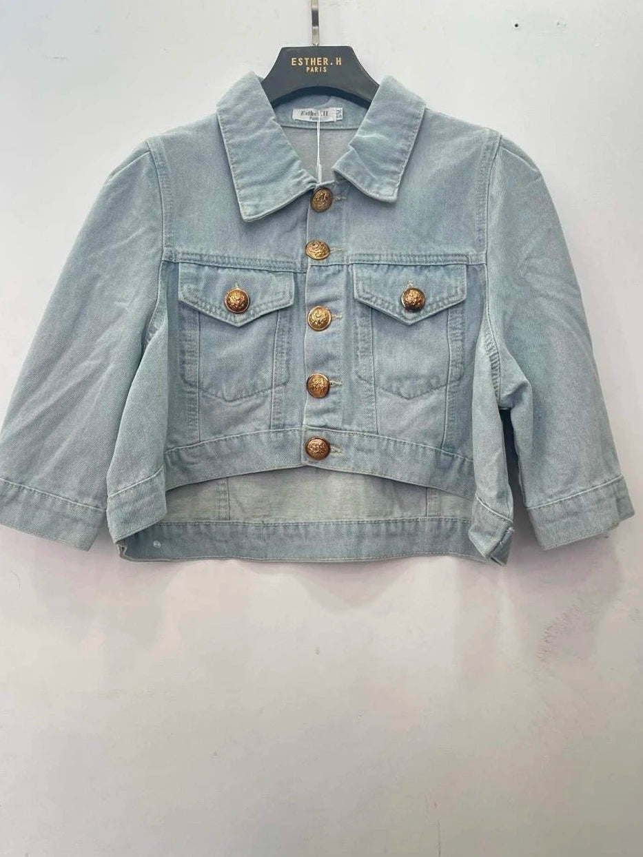 Veste en Jean avec boutons dorés