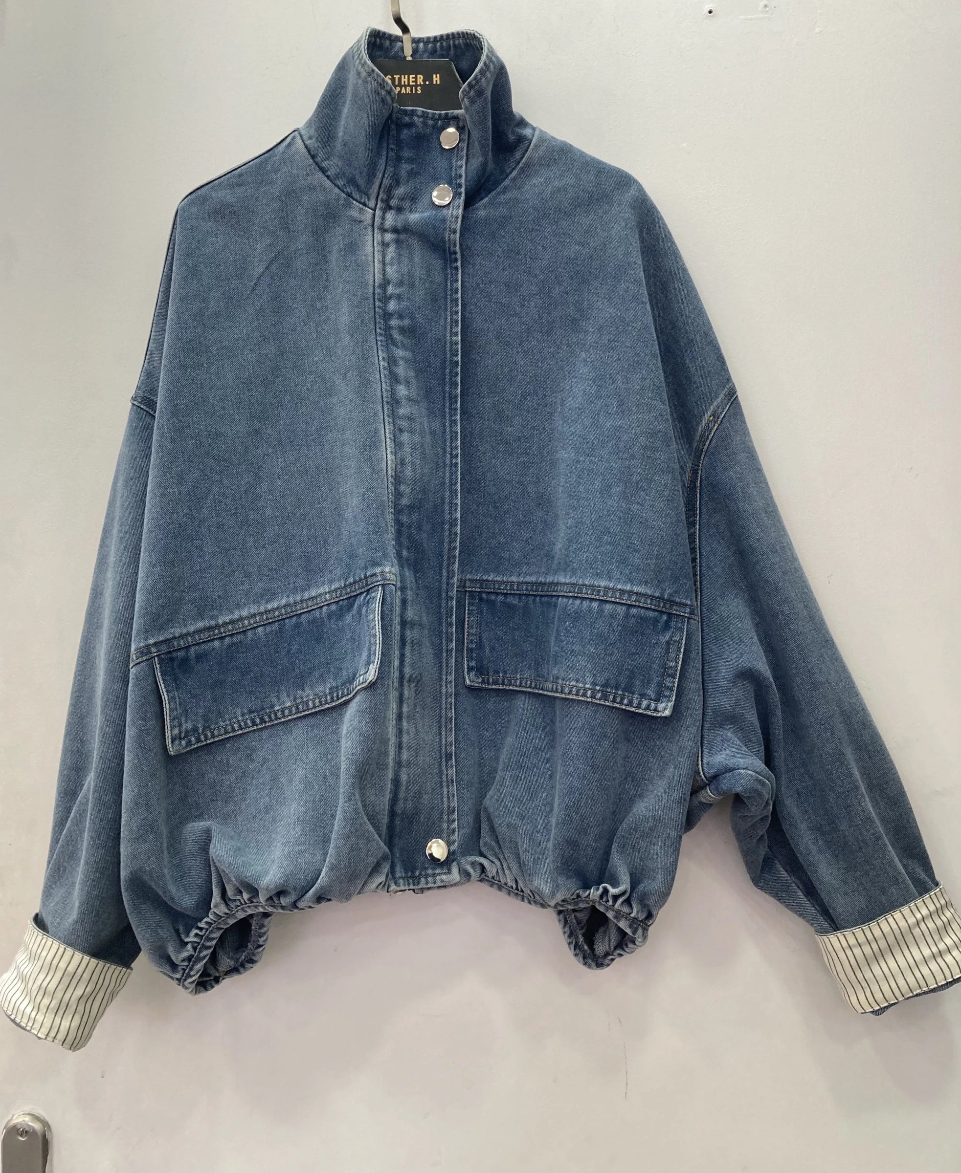 Veste en Jean à manche blanche